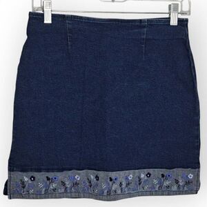 Juniors Dot Com "The Jeans With the Means" Y2K Floral Embroidered Denim Mini Ski